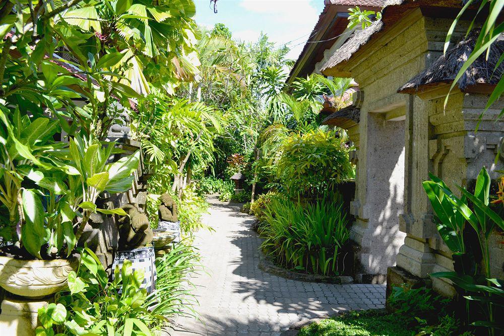 Flamboyan Hotel Kuta Lombok Dış mekan fotoğraf