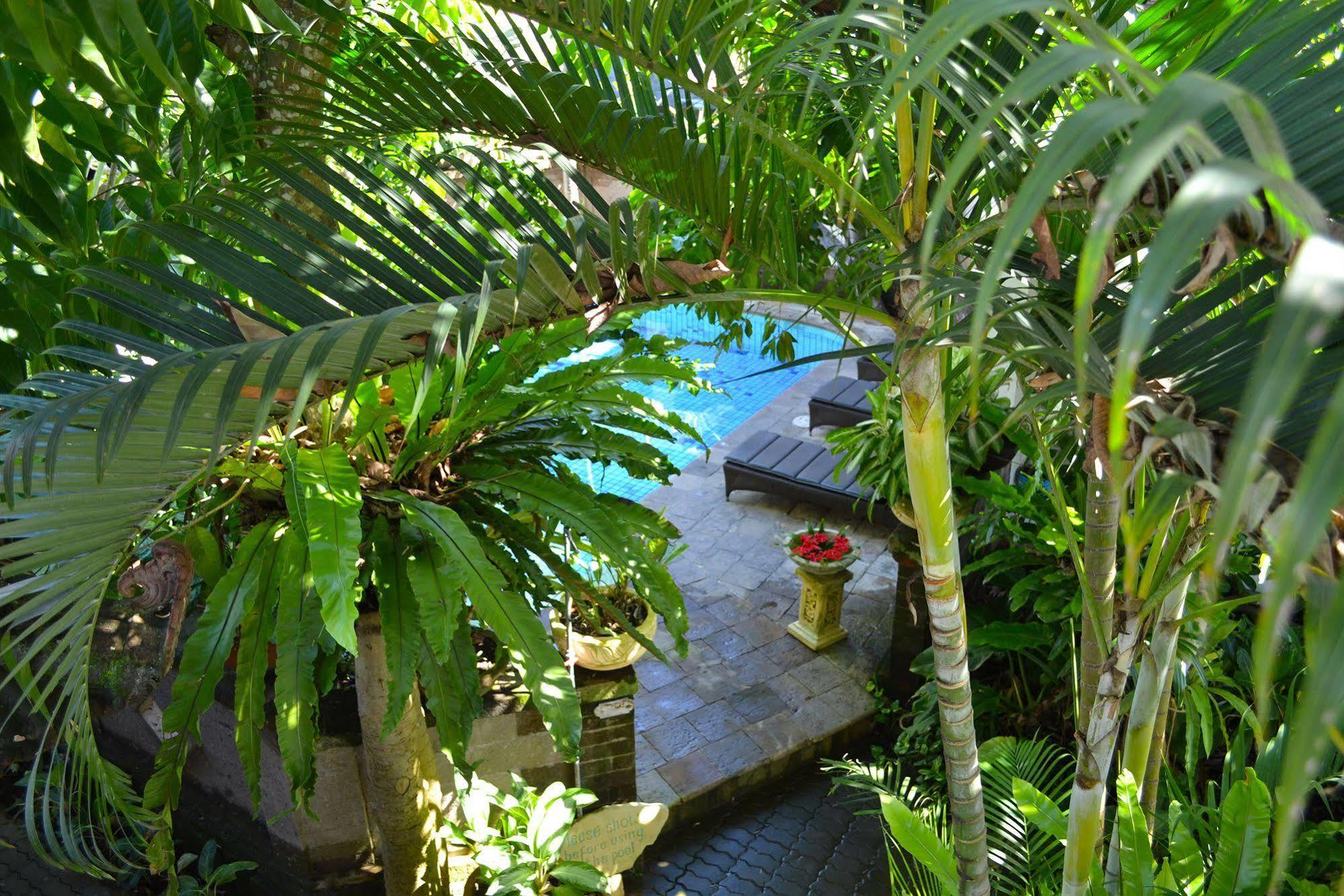 Flamboyan Hotel Kuta Lombok Dış mekan fotoğraf