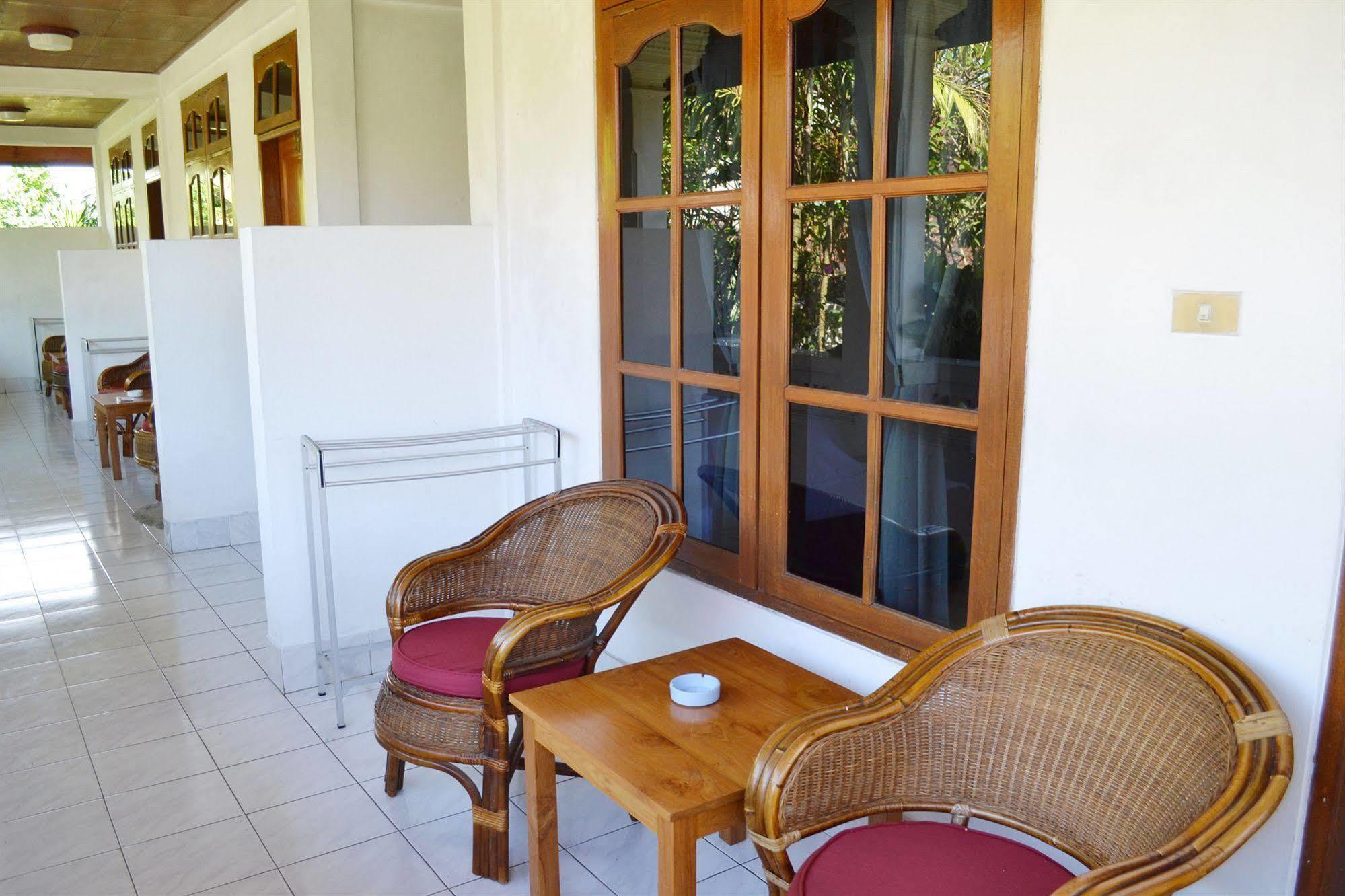 Flamboyan Hotel Kuta Lombok Dış mekan fotoğraf