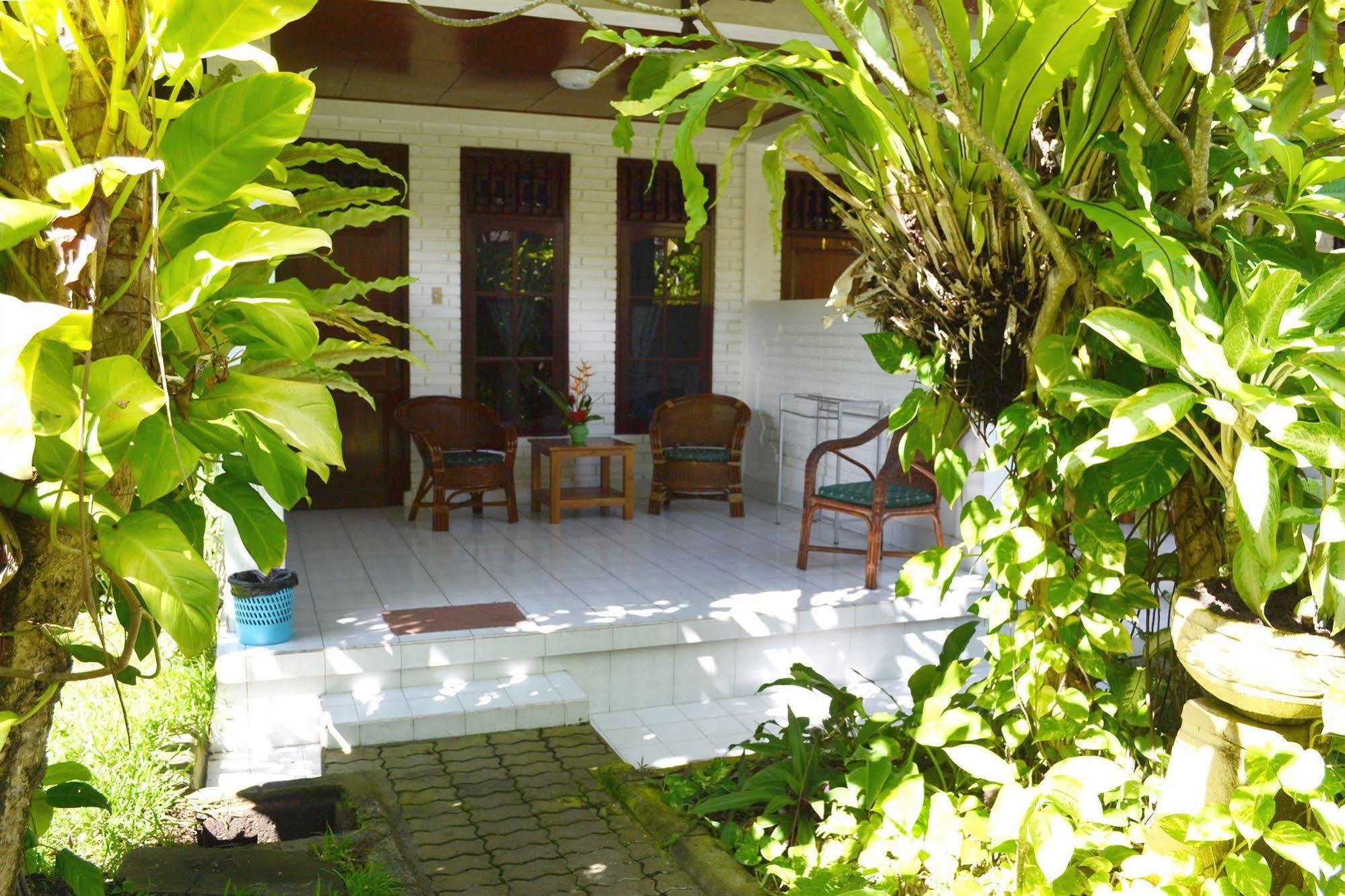Flamboyan Hotel Kuta Lombok Dış mekan fotoğraf