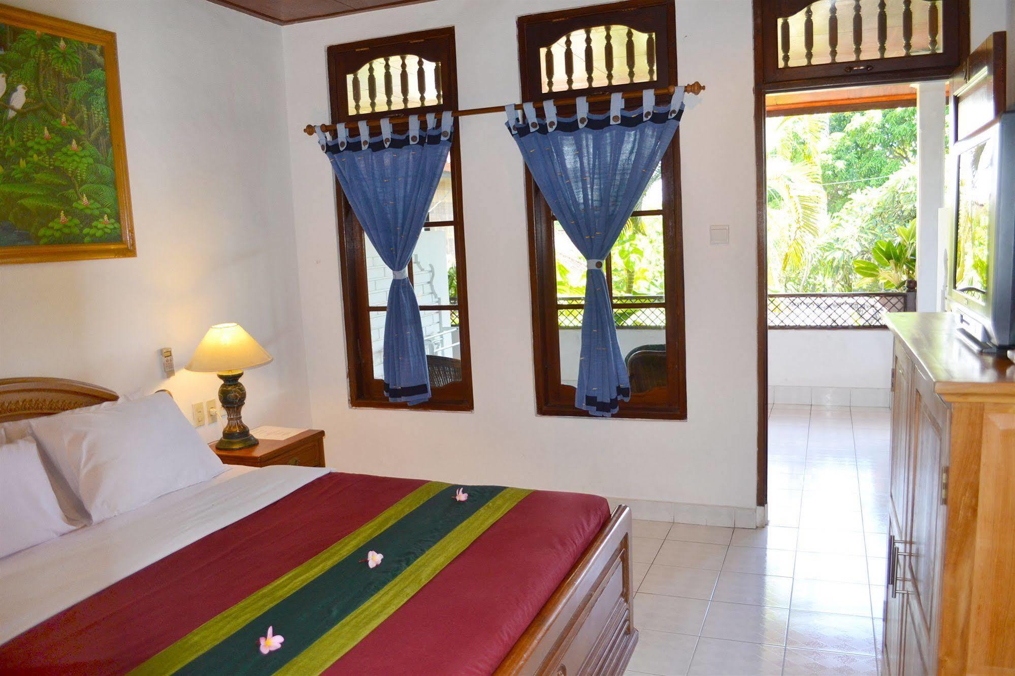 Flamboyan Hotel Kuta Lombok Dış mekan fotoğraf